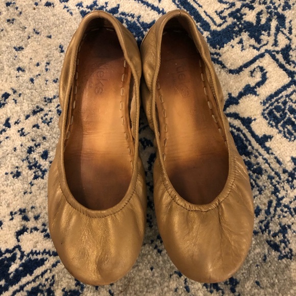 Tieks Shoes - Gold Tieks size 7